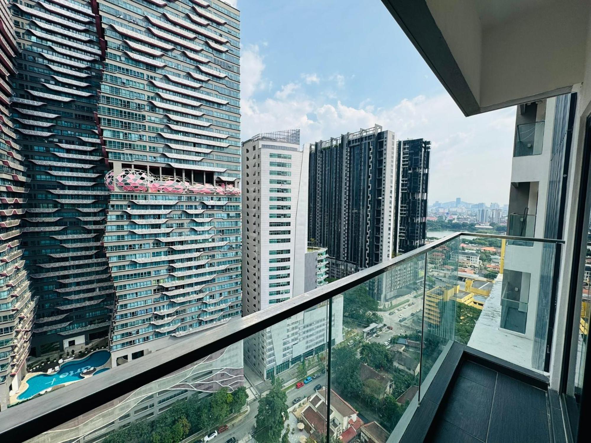 Reizz Ampang By Deurban Pangsapuri Kuala Lumpur